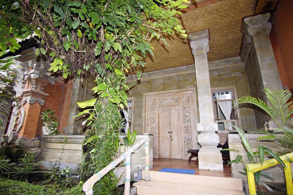 Okawati Boutique Bungalows Ubud  Exterior photo